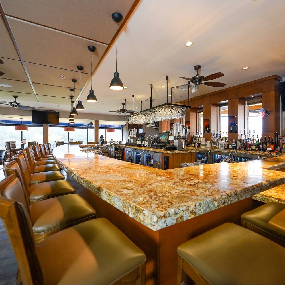 Par Lounge and Deck in Ramona