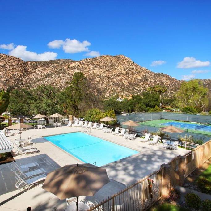 Riviera Oaks Resort in Ramona